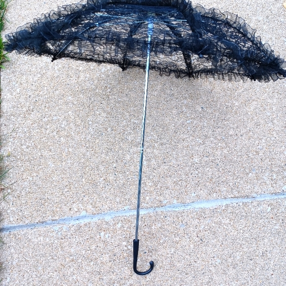 Black Lace Umbrella NWOT - Picture 4 of 8